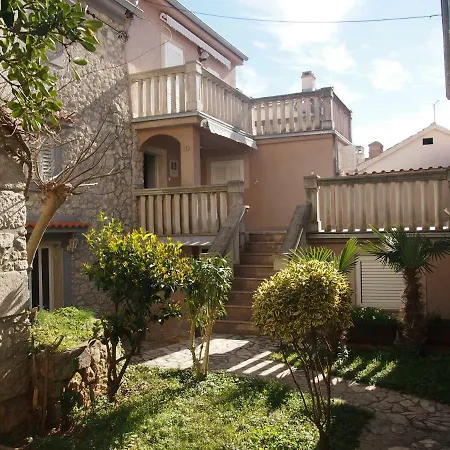 House 7044 *